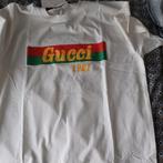 Gucci t shirt unisex  maat large, Vêtements | Femmes, T-shirts, Comme neuf, Enlèvement ou Envoi