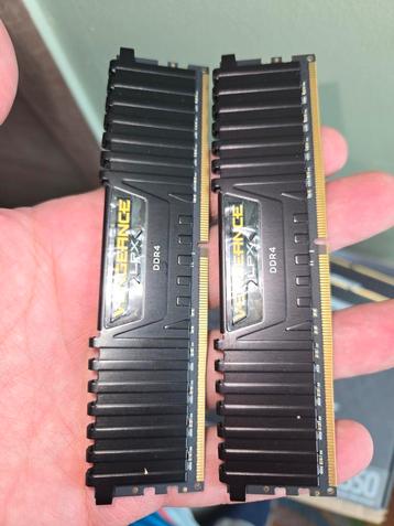 Corsair revenge ddr4 3200 mhz 64 gb ram te koop beschikbaar voor biedingen