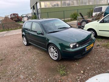 Sportieve Golf mk4 1.8-20v beschikbaar voor biedingen
