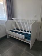 Kinderbedje NIEUWSTAAT, Ophalen, Zo goed als nieuw, Minder dan 140 cm, Matras