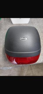 kofferbak voor een brommer, Motoren, Accessoires | Koffers en Tassen, Ophalen, Zo goed als nieuw