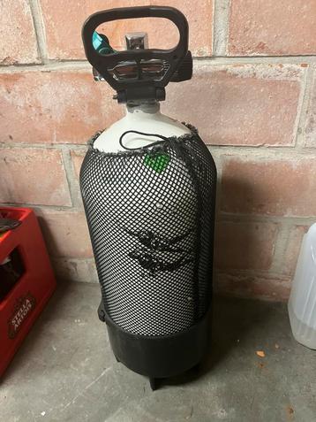 Duikfles 12 liter - kort model - nieuwe keur beschikbaar voor biedingen