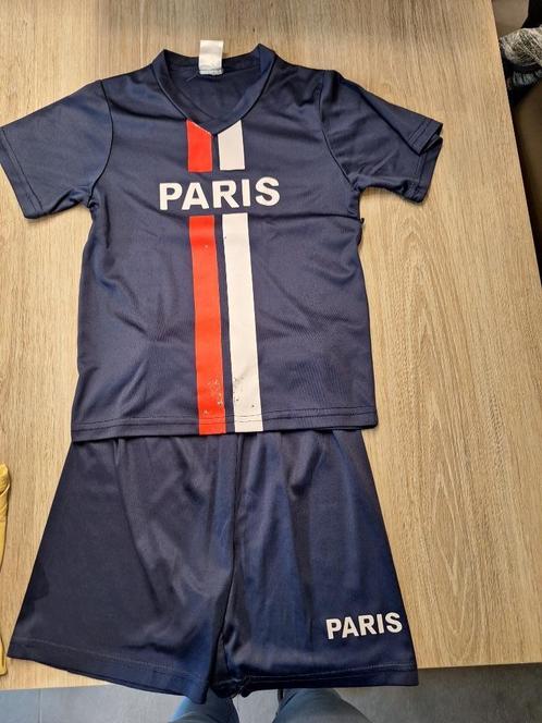 Voetbalsetje PSG, Kinderen en Baby's, Kinderkleding | Maat 116, Gebruikt, Jongen, Sport- of Zwemkleding, Ophalen of Verzenden