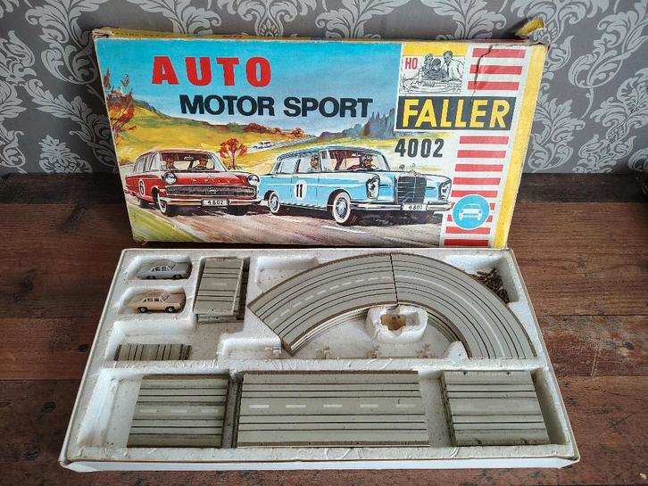 Racebaan 4000/ 2x Opel Diplomat/ Faller AMS/ Slotcar, Kinderen en Baby's, Speelgoed | Racebanen, Racebaan, Verzenden