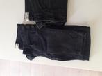 2 zwarte jeansbroeken merk Rebel w: 29 - L 32, Kleding | Heren, Ophalen of Verzenden