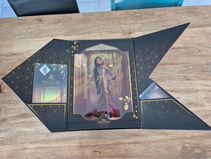 Disney Designer Collection : Pocahontas Doll, Verzamelen, Poppen, Nieuw, Pop, Ophalen of Verzenden