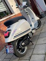 Vespa Primavera 125, Fietsen en Brommers, Ophalen, Overige modellen, 125 cc, Zo goed als nieuw
