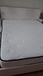 Lit deux personnes, Enlèvement, Deux personnes