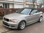 BMW 120i Benzine Cabriolet - Leder - 110.000 Km, Auto's, BMW, 4 zetels, 1 Reeks, Traction-control, Beige