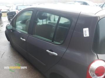 Portier 4Deurs links-achter van een Renault Modus (TED14) beschikbaar voor biedingen