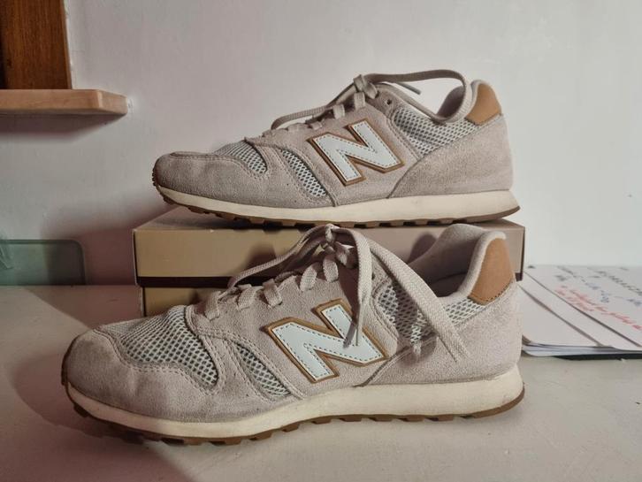 Beige New Balance Unisex schoenen, Kleding | Heren, Schoenen, Gedragen, Wandelschoenen, Overige kleuren, Ophalen of Verzenden