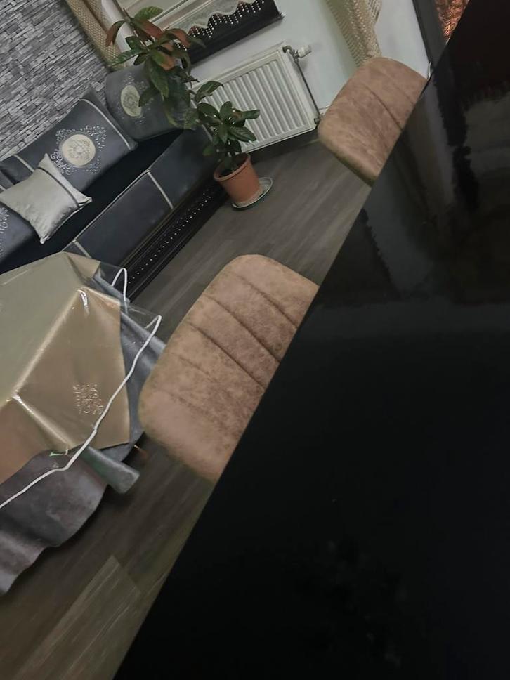 Table en bois massif, Maison & Meubles, Accessoires pour la Maison | Tableaux d'affichage, Comme neuf, Enlèvement