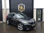 X1 M-Pack 2.0dA LCI Pano HUD ACC Camera Full Full + Garantie, Auto's, BMW, 1995 cc, 4 cilinders, Leder en Stof, Zwart