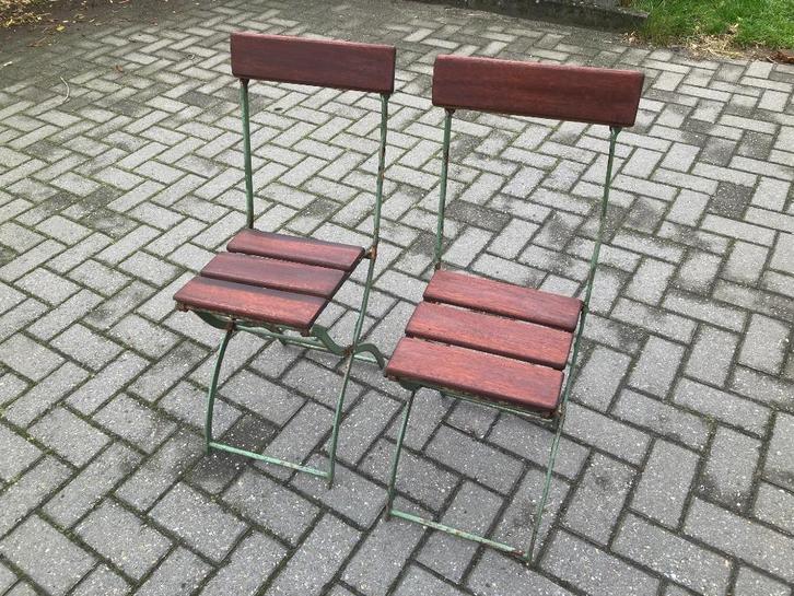 Antieke smeedijzeren klapstoeltjes, Tuin en Terras, Tuinstoelen, Gebruikt, Metaal, Ophalen