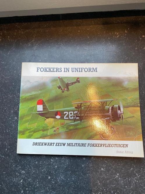 Boek: fokkers in uniform, Verzamelen, Militaria | Algemeen, Luchtmacht, Boek of Tijdschrift, Ophalen of Verzenden