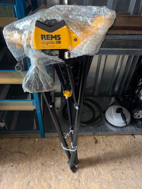 Étau de tube sur trépied REMS Aquila 3B - Neuf, Doe-het-zelf en Bouw, Schildersmaterialen, Zo goed als nieuw, Ophalen