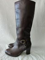 bottes pour femmes taille 37, Vêtements | Femmes, Chaussures, Neuf, Enlèvement ou Envoi, Brun, Bottes hautes