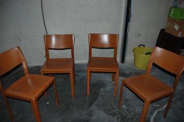 stoelen (4) - leder beschikbaar voor biedingen