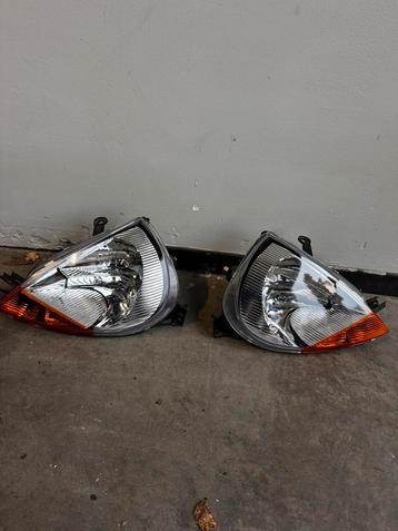 Koplampen ford ka beschikbaar voor biedingen