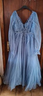Robe de cérémonie, Vêtements | Femmes, Comme neuf