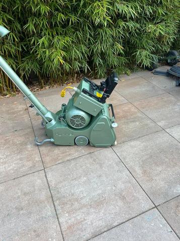 Hummel Parketschuurmachine ,bandschuurmachine beschikbaar voor biedingen