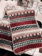 mooie Noorse warme Sjaal  vintage, Enlèvement ou Envoi, Comme neuf, Écharpe