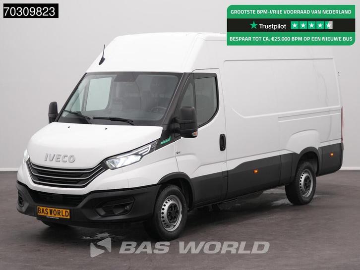 Iveco Daily 35S14 3.0L CNG Automaat L2H2 Navi Airco Cruise C, Auto's, Bestelwagens en Lichte vracht, Bedrijf, Te koop, Achteruitrijcamera