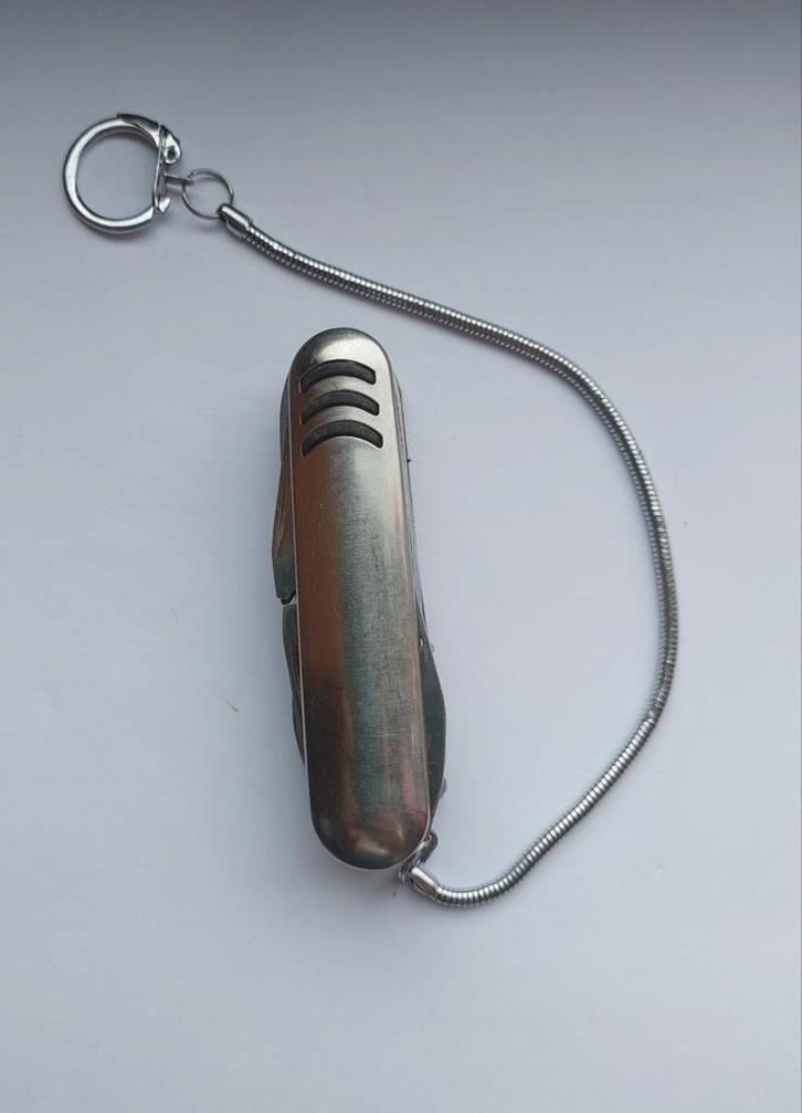 Multifunctioneel mes met 14 functies, Caravans en Kamperen, Kampeeraccessoires, Zo goed als nieuw, Ophalen of Verzenden