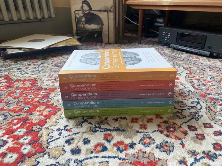 Compendium geneeskunde boekenreeks, Boeken, Studieboeken en Cursussen, Zo goed als nieuw, Hoger Onderwijs, Ophalen of Verzenden