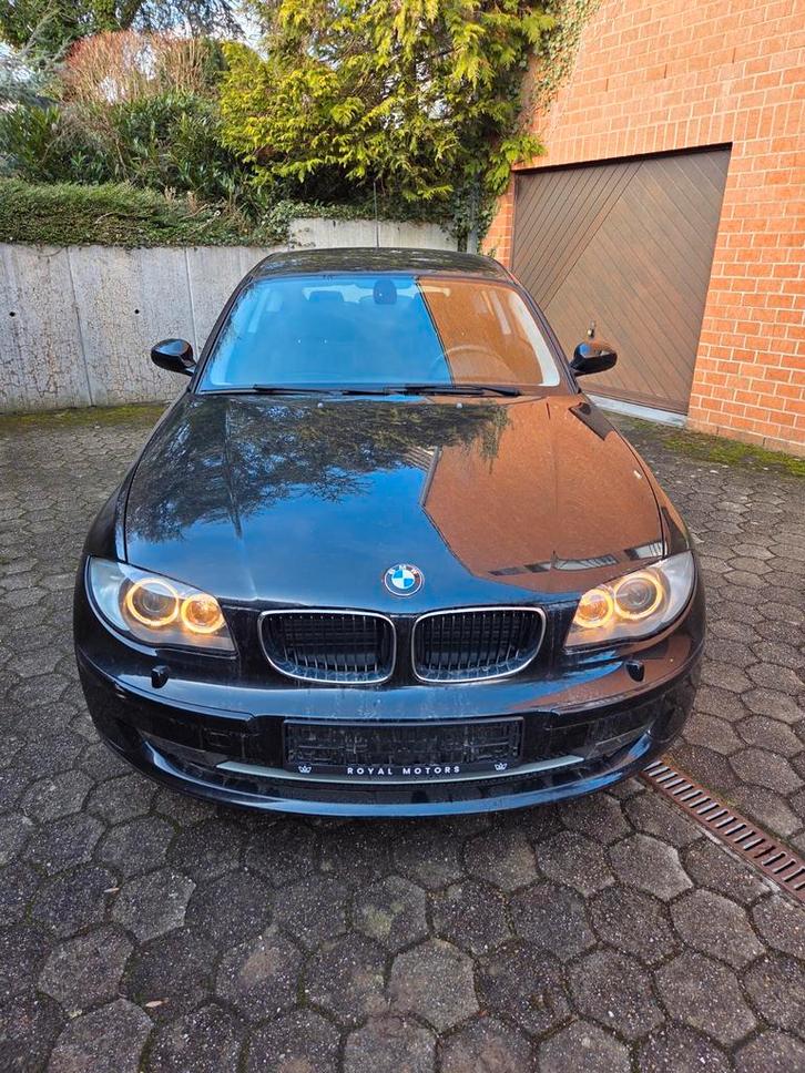 Bmw 116i  phase 1 de 2009, Auto's, BMW, Particulier, 1 Reeks, Regensensor, Benzine, Euro 5, Coupé, 3 deurs, Automaat, Zwart, Zwart