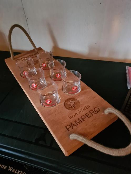 Pampero rum shot glazen plankje, Verzamelen, Glas en Drinkglazen, Nieuw, Ophalen of Verzenden