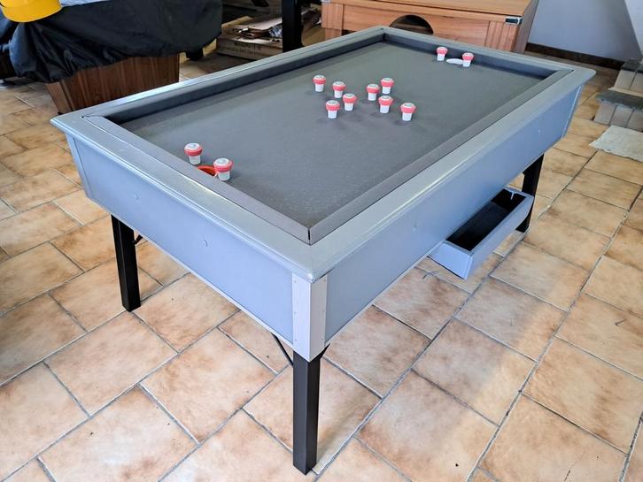 Billard à bouchons table, Sport en Fitness, Biljarten en Poolen, Zo goed als nieuw, Ophalen of Verzenden