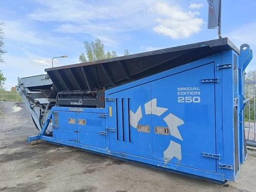 Forus eggersmann SE250 shredder wood waste 2017 1392 uur, Zakelijke goederen, Machines en Bouw | Overig