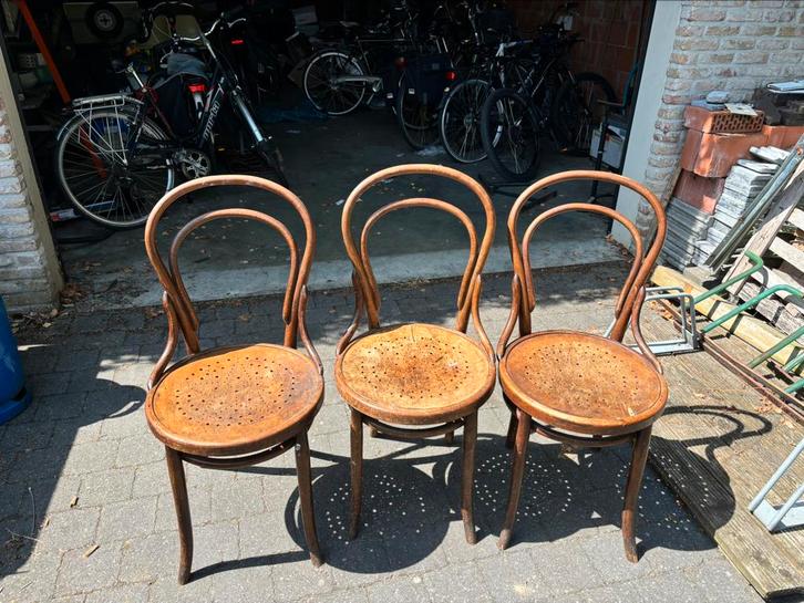 3 antieke Thonet nr. 14  stoelen/ Josef Hoffmann steil, Antiek en Kunst, Antiek | Meubels | Stoelen en Sofa's, Ophalen