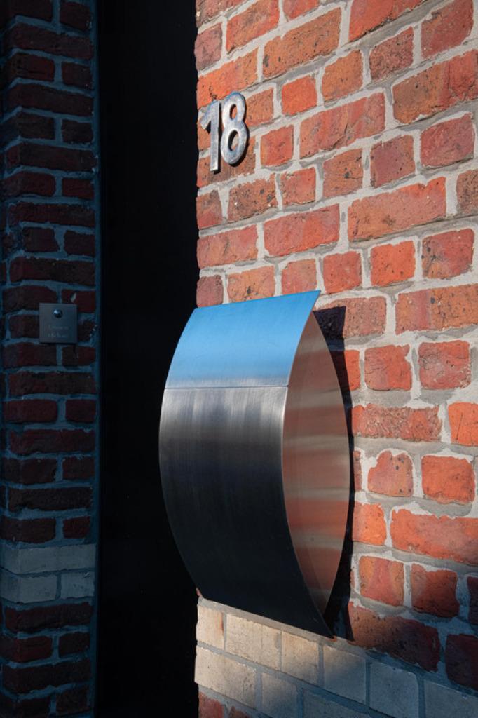 Brievenbus inox Capella, Tuin en Terras, Brievenbussen, Gebruikt, Wandbrievenbus, Inox, Ophalen of Verzenden