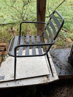 Terrasstoelen, Ophalen