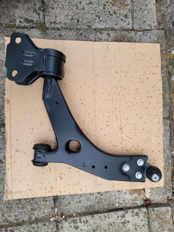 Bras de suspension avant pour Ford Focus Mk3 2010-2018, Auto-onderdelen, Ophanging en Onderstel, Ford, Gereviseerd, Ophalen of Verzenden
