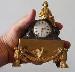 Uiterst zeldzame Napoleon-klok in verguld brons, hanenbewegi, Antiek en Kunst, Antiek | Brons en Koper, Ophalen of Verzenden, Brons