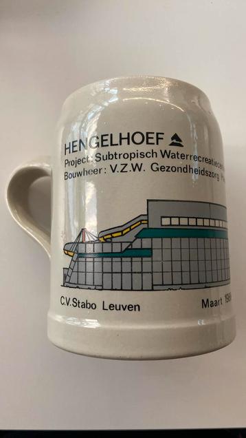 Unieke keramieken beker subtropisch zwembad Hengelhoef beschikbaar voor biedingen