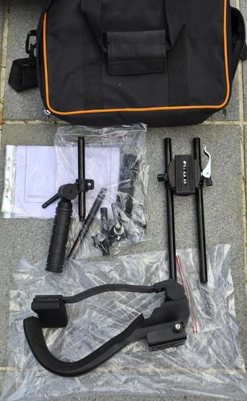 Proaim shoulder mount beschikbaar voor biedingen