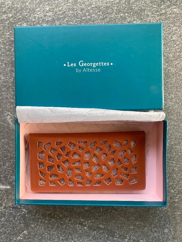 Portefeuille Les Georgettes, Bijoux, Sacs & Beauté, Porte-monnaie & Portefeuilles, Neuf, Autres marques, Brun, Cuir, Enlèvement ou Envoi