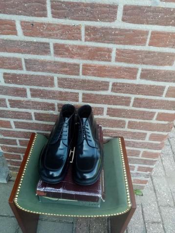 Heren schoenen Allessandro di Roma in Mt45 beschikbaar voor biedingen