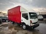 NISSAN CABSTAR 2014 DIESEL 2.5 MOTOR 122.000 K/LICHTEVRACHT, Auto's, Bestelwagens en Lichte vracht, 2500 cc, Euro 5, Bedrijf, Diesel