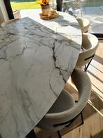 OVALE EETTAFEL DESIGN, Huis en Inrichting, Ophalen, Overige materialen, 100 tot 150 cm, Vijf personen of meer