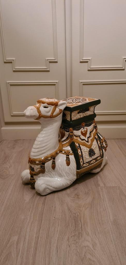 VINTAGE KERAMIEKEN DROMEDARIS PLANTENTAFEL PLANTENSTAANDER, Verzamelen, Beelden en Beeldjes, Gebruikt, Ophalen