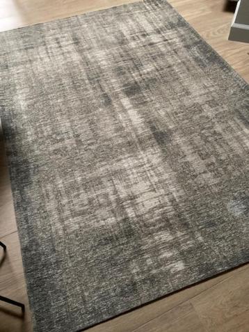 Tapijt  beschikbaar voor biedingen