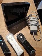 Wii spelconsole met 3 controllers en bijbehoren, Ophalen, Zo goed als nieuw, Met 3 controllers of meer, Met games