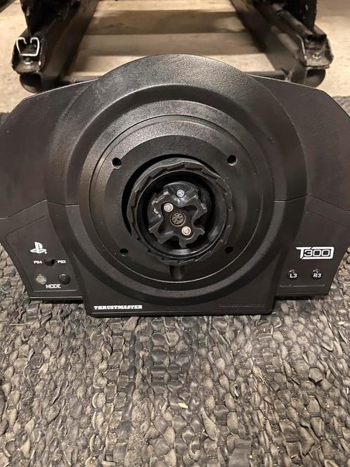 Base volant Thrustmaster T300, Games en Spelcomputers, Spelcomputers | Xbox | Accessoires, Gebruikt, Stuurtje of Sportattribuut