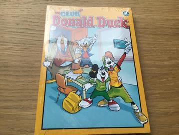 Club Donald Duck Pocket 11 - nieuw  beschikbaar voor biedingen