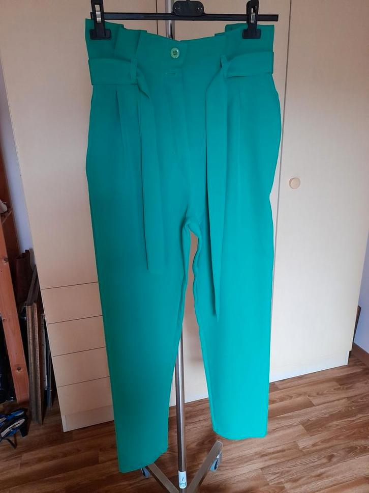 Pantalon long, modèle haut. Pas d'arnaque !, Vêtements | Femmes, Culottes & Pantalons, Comme neuf, Taille 38/40 (M), Vert, Longs